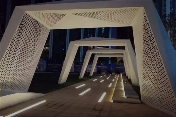 定制铝门窗铝单板幕墙在建筑装饰中的亮点_知乎_